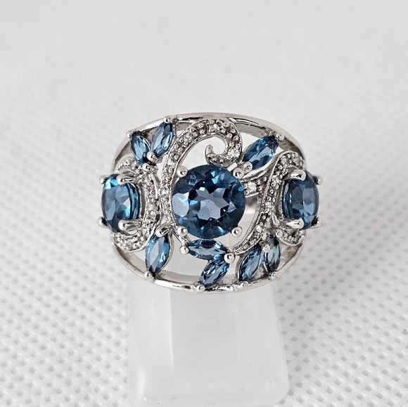 Estate Jewelry - Natural London Blue Topaz Ring Rhodium Sterling Silver Size 7! New